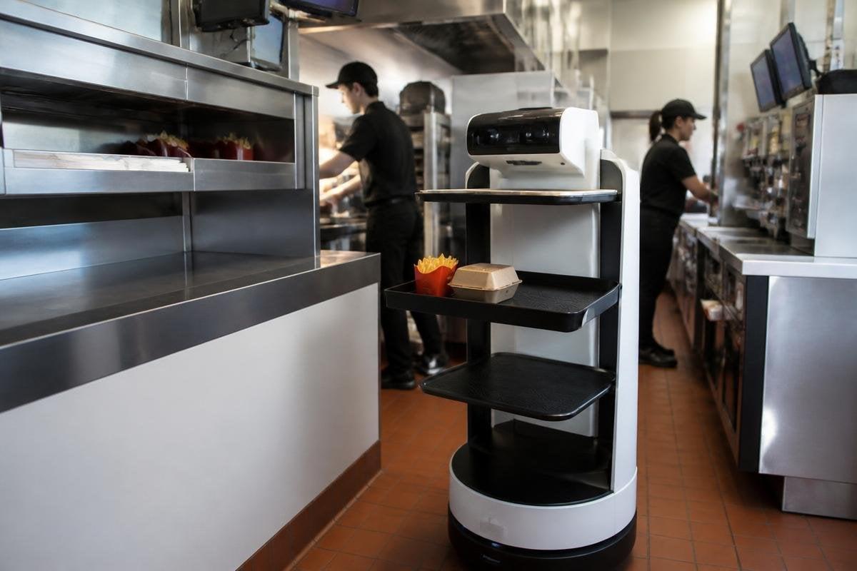 restaurant-robots-may-take-over-repeatable-fast-food-tasks-1200x800-v1.jpg
